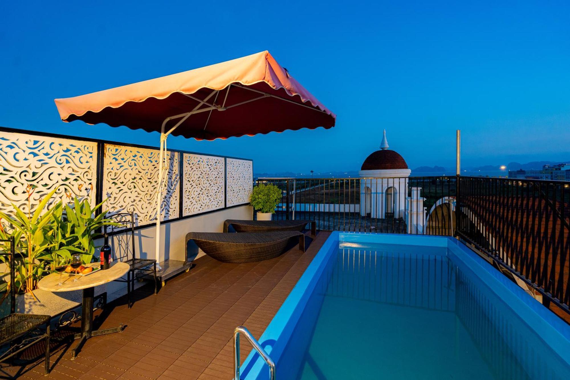 הלונג Sunland Halong Hotel And Restaurant מראה חיצוני תמונה